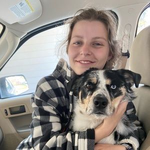 Meet your Posher, Ellis